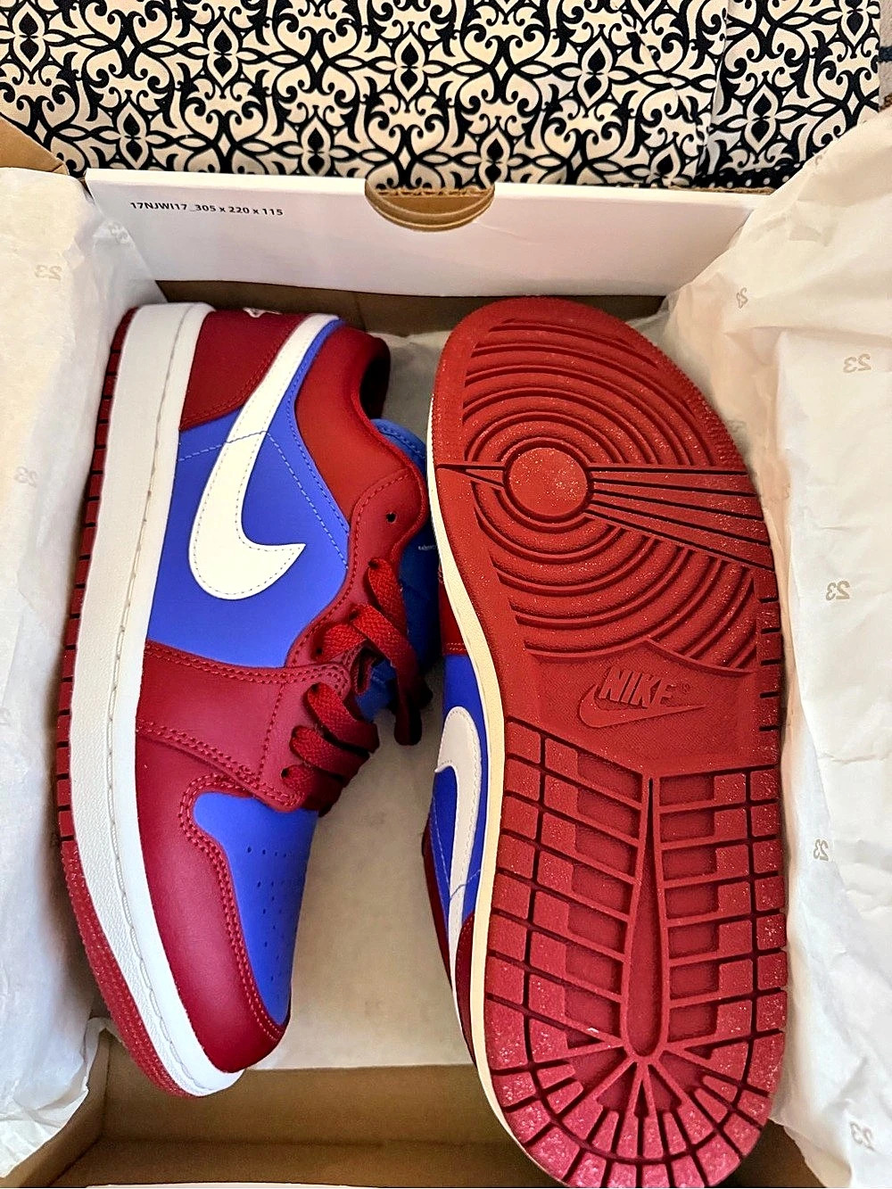Nike Air Jordan 1 Women’s Low Pomegranate Medium Blue Sneakers US 9 - Picture 4 of 4